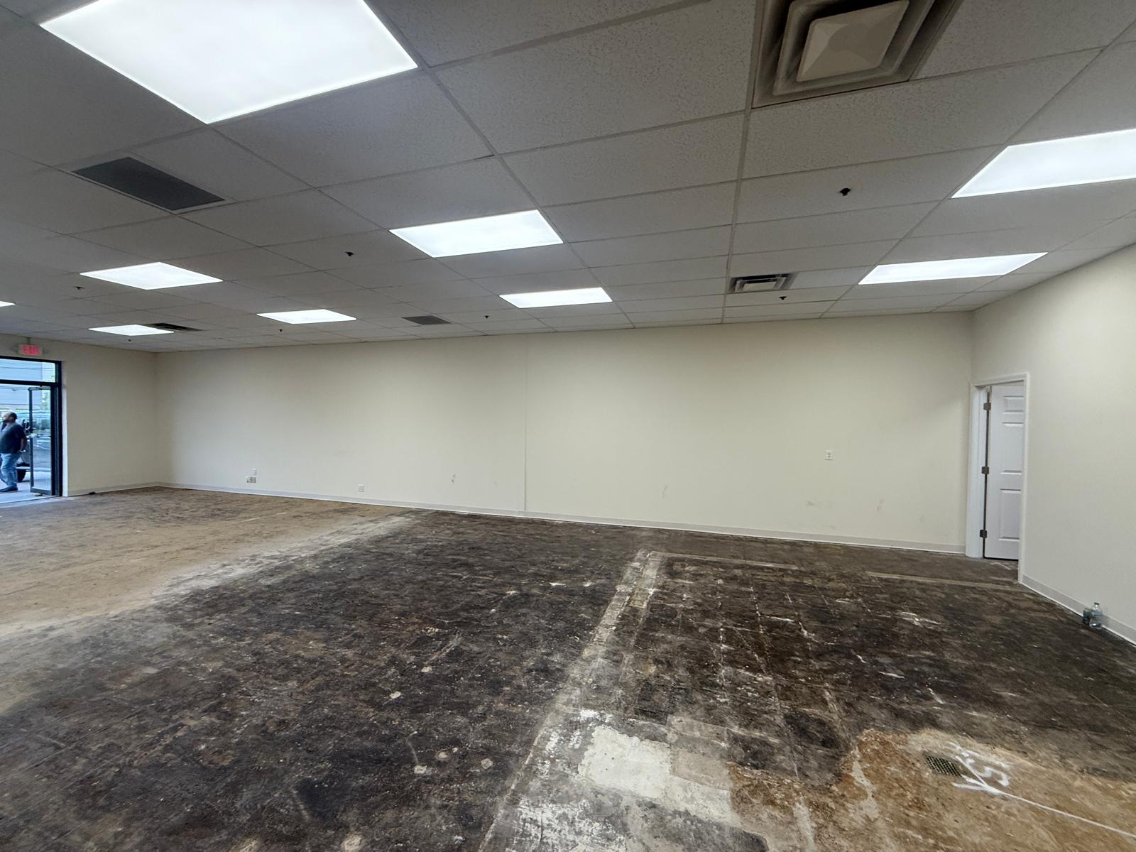 Before — Bella Creamery – Ice Cream Shop (2 of 6)