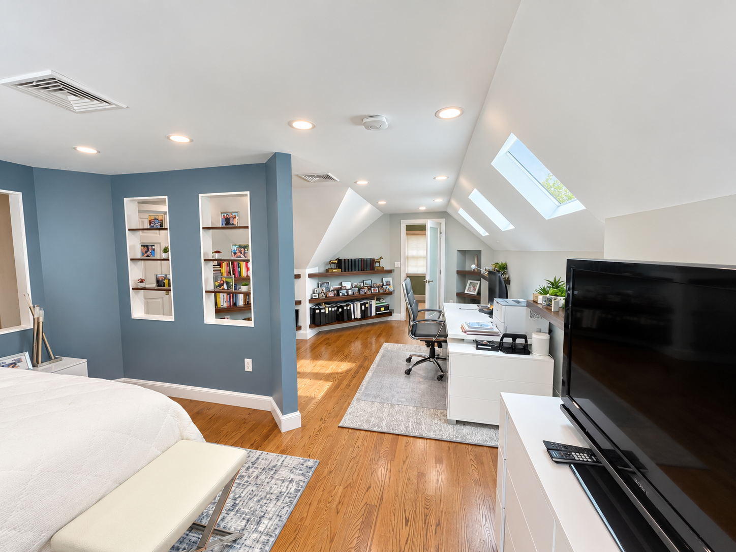 Attic Conversion – Bedroom & Bathroom